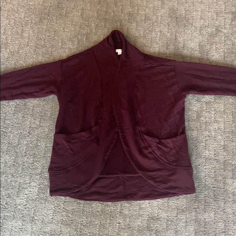Maroon sweater